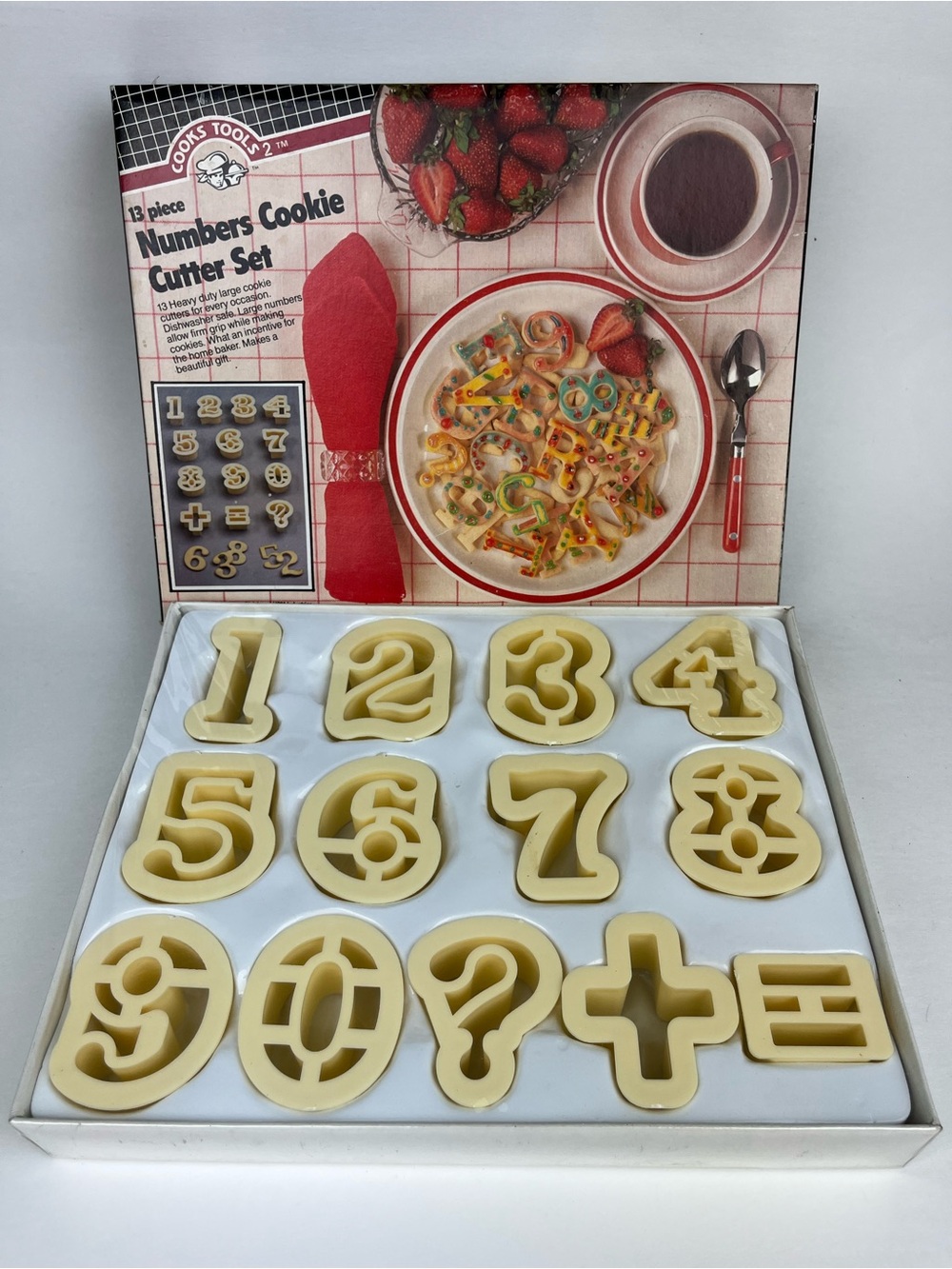 Vintage 80s Cooks Tools 13 Piece Large Numbers Cookie Cutter Set Sealed In Box